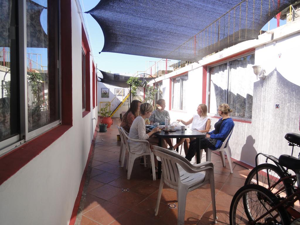 Celestino Hostel B&B Colonia del Sacramento Exterior photo